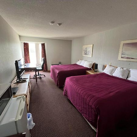 Airport Motor Inn Marathon Екстериор снимка