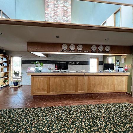 Airport Motor Inn Marathon Екстериор снимка
