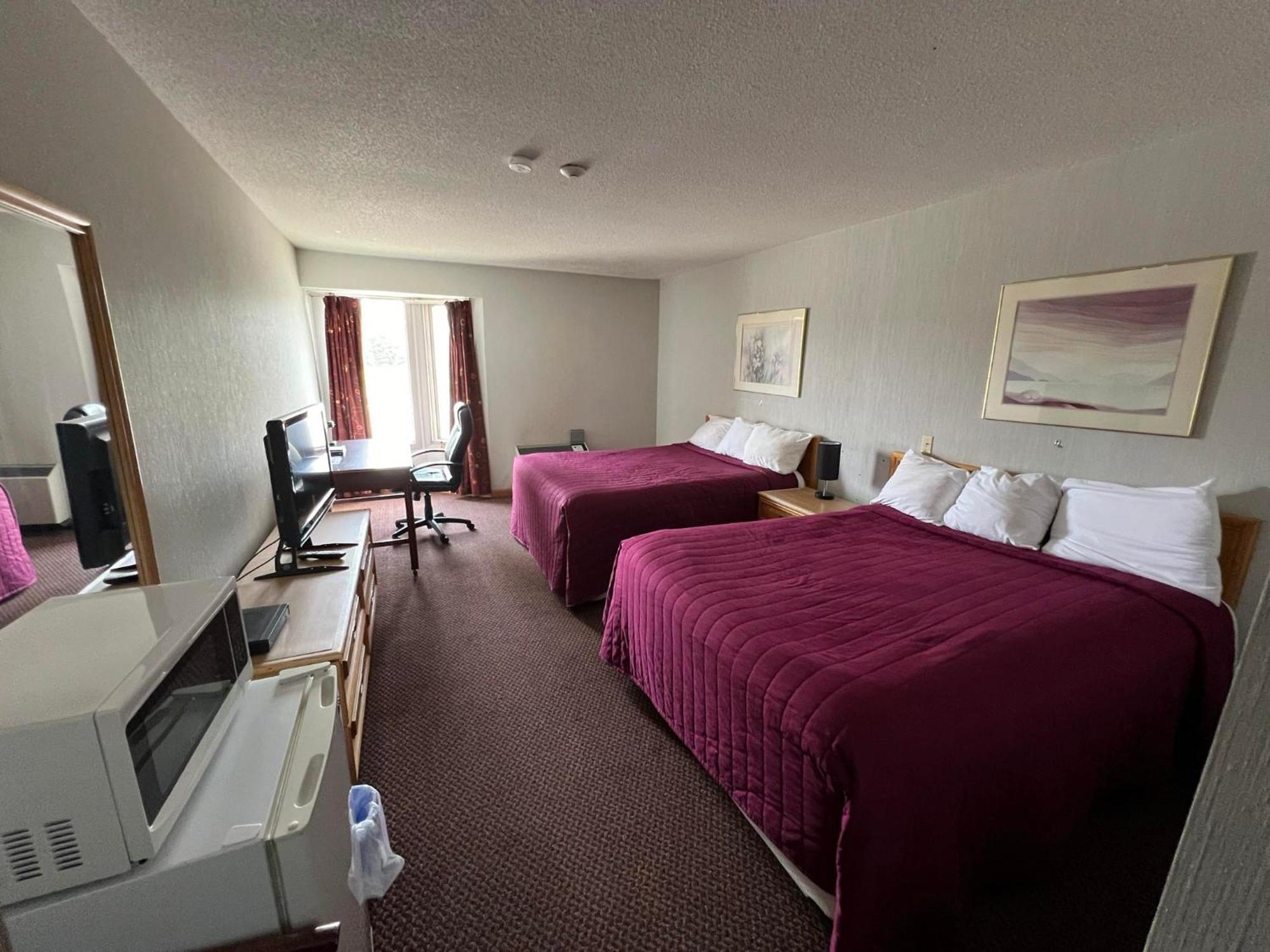 Airport Motor Inn Marathon Екстериор снимка