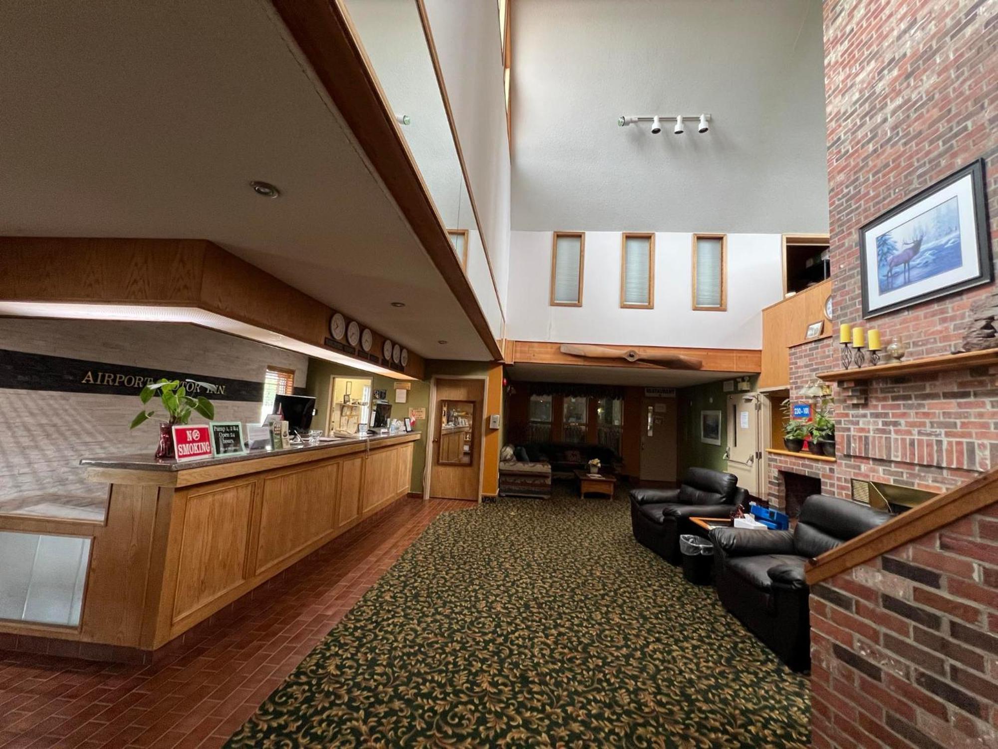 Airport Motor Inn Marathon Екстериор снимка